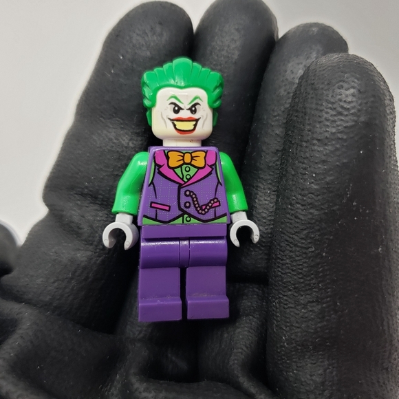LEGO Super Heroes Batman II The Joker Minifigure Minifig People - Picture 9 of 16